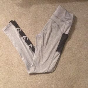 Workout leggings w/ pockets